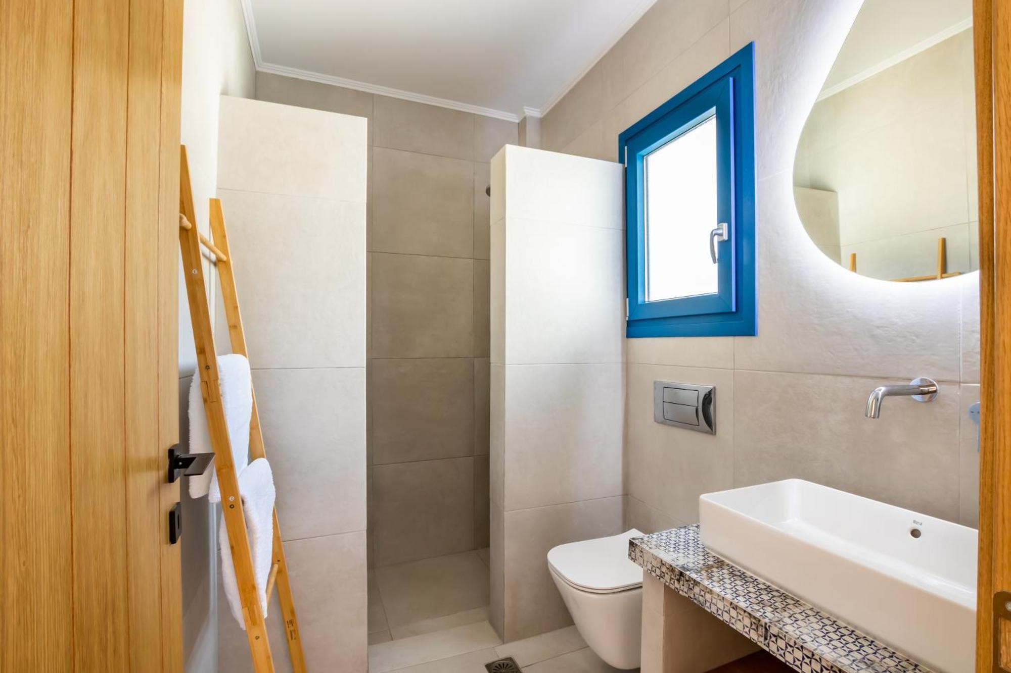 Sea View Apartment Karpathos Extérieur photo